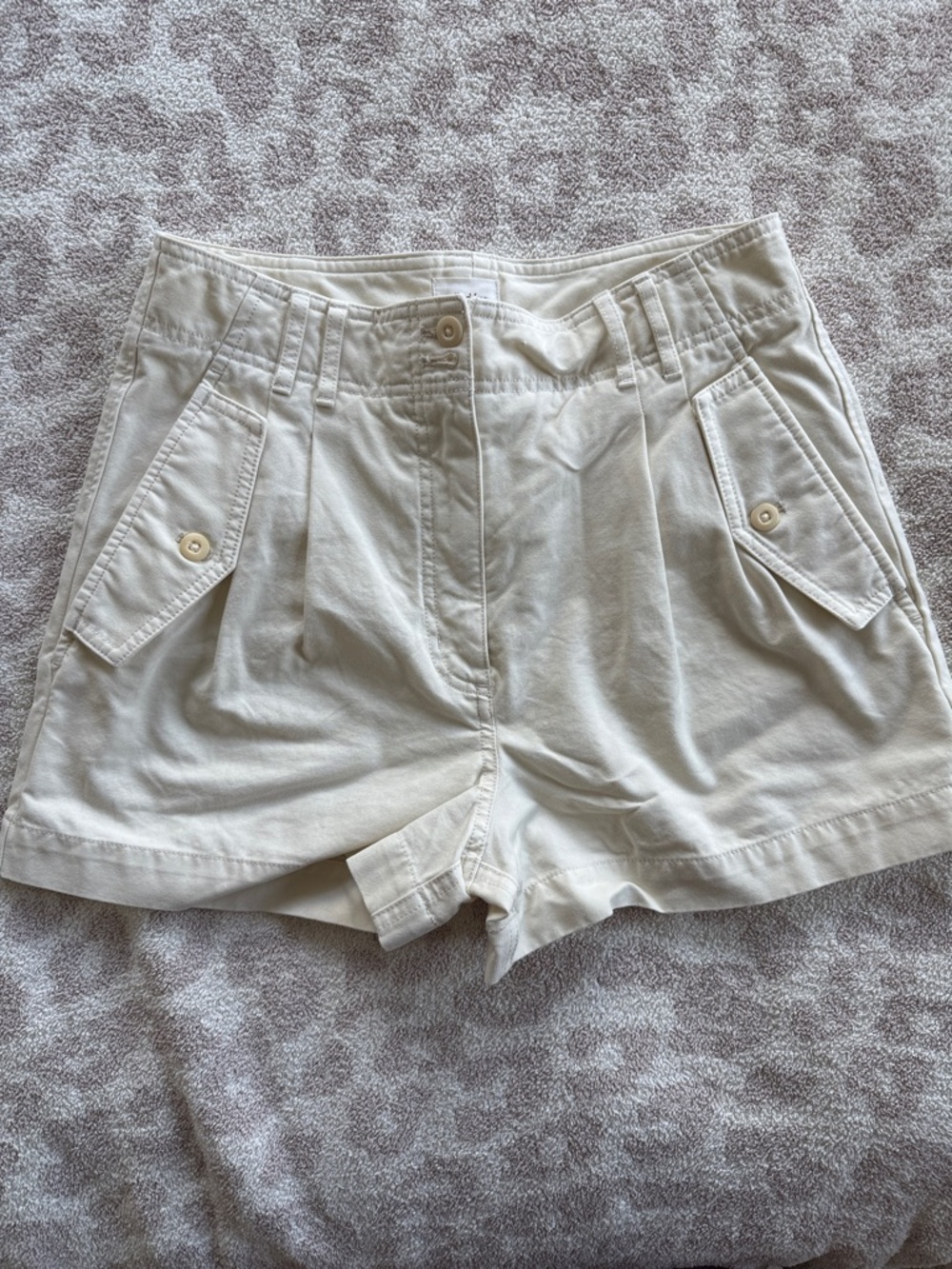ARTIZIA (WILFRED) High-Waist Shorts